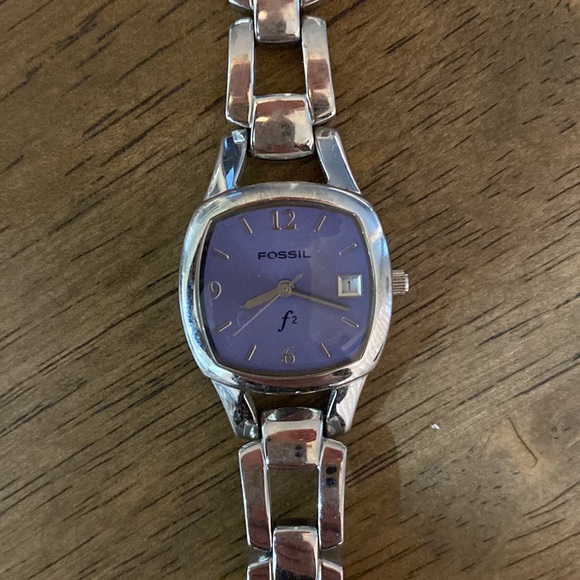 Fossil F2 Watch - Picture 2 of 4